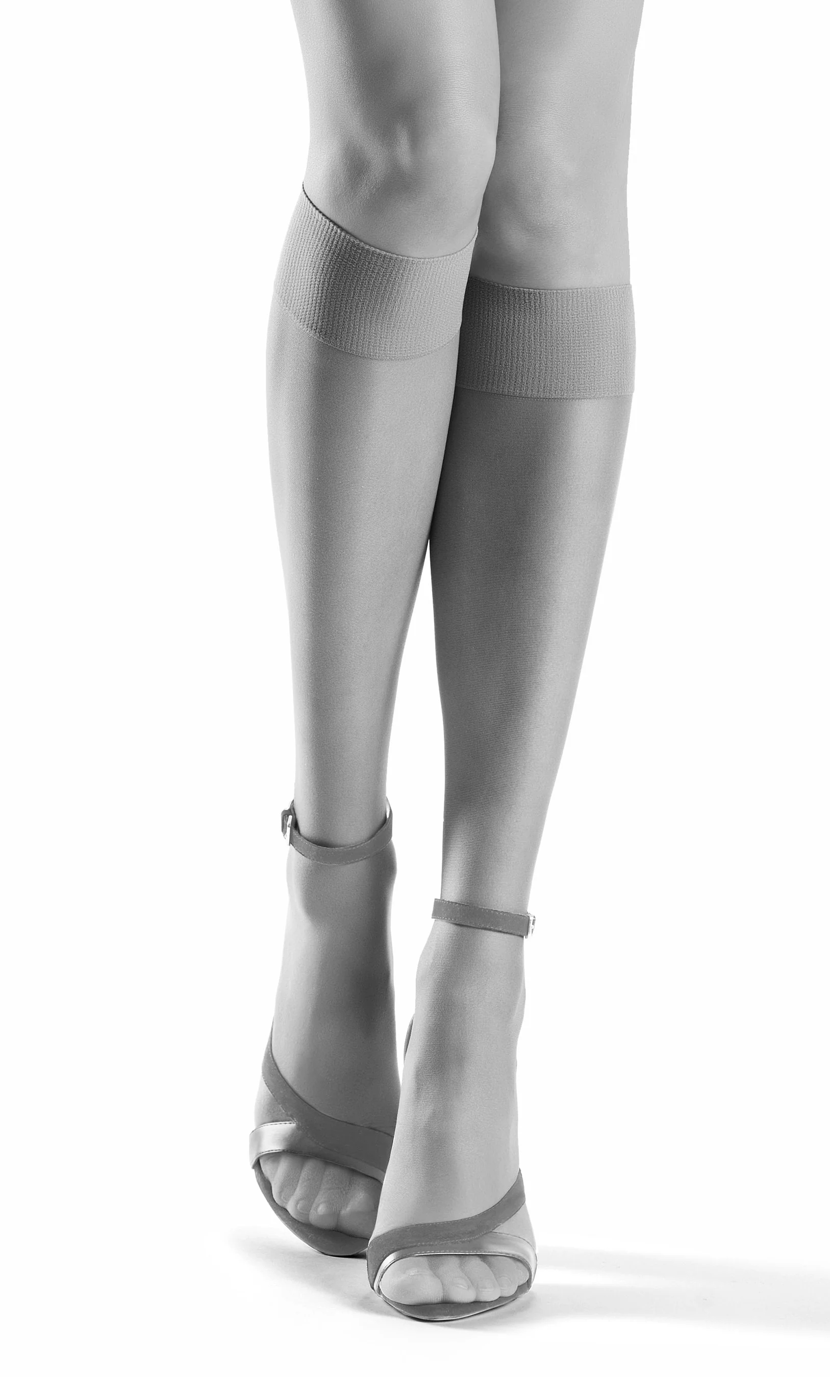 Lycia 15 Knee Highs - Image 5